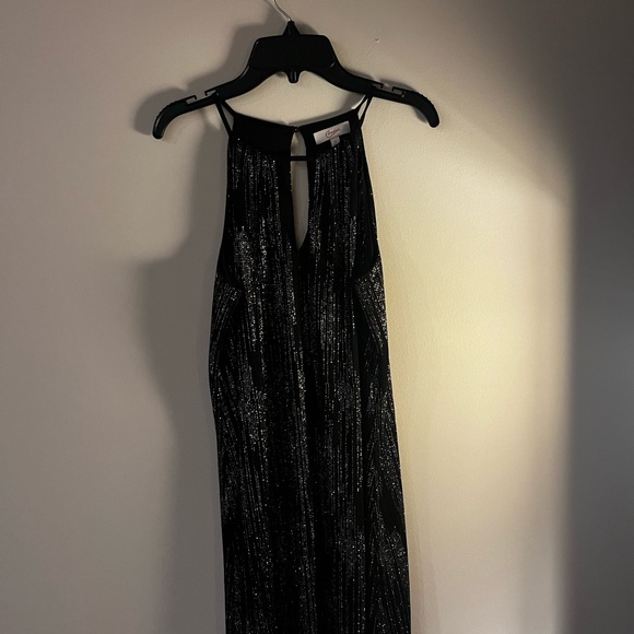 sparkly keyhole dress🖤💫 - Picture 2 of 4